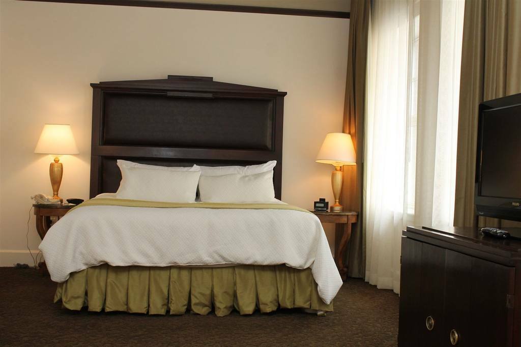 The Ashton Hotel Fort Worth Exterior photo